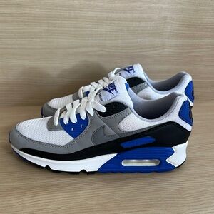 Nike Air Max 90 Sneakers Size 6.5